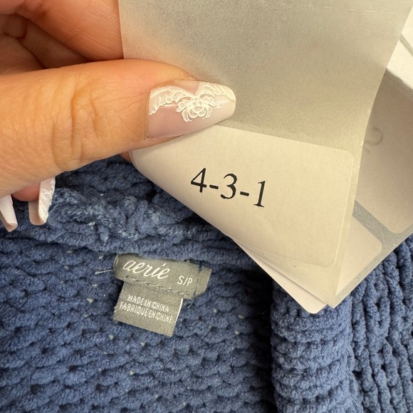 Aerie Sweater Womens Small Blue Chenille Oversized Chunky Knit Hoodie Pullover - Picture 3 of 9